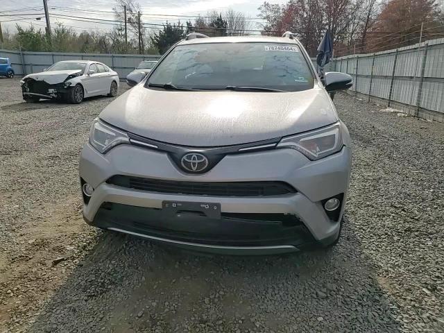 2018 Toyota RAV 4 - Image 11