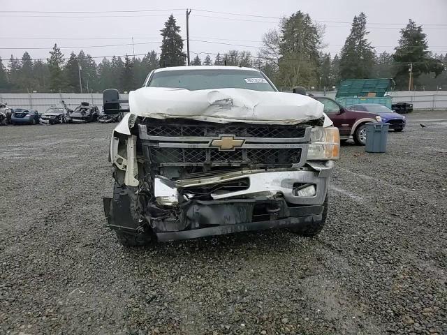 2011 Chevrolet Silverado - Image 10