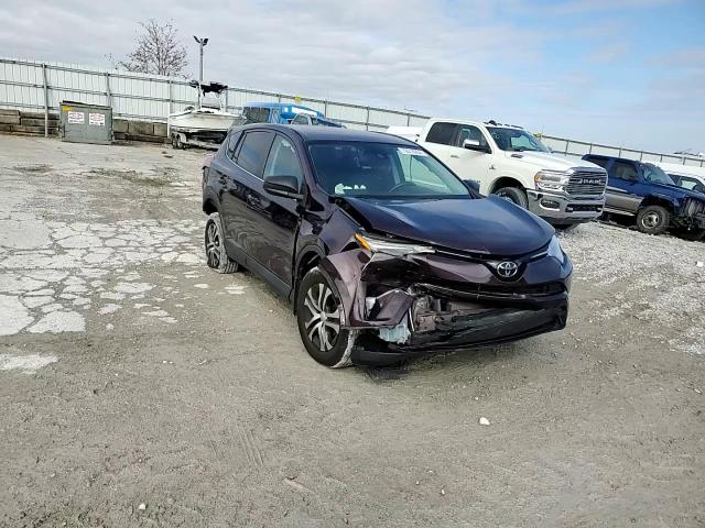 2018 Toyota RAV 4 - Image 12