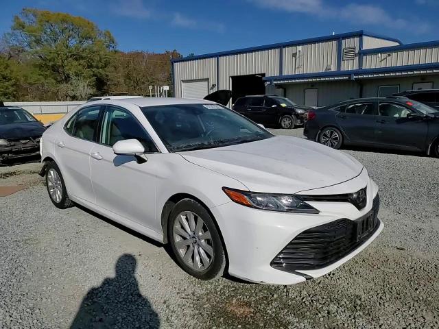 2019 Toyota Camry - Image 11