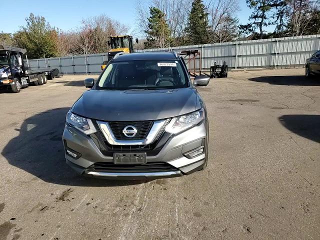 2017 Nissan Rogue - Image 11