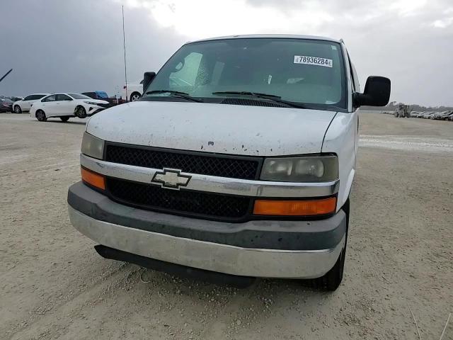 2010 Chevrolet Express - Image 12