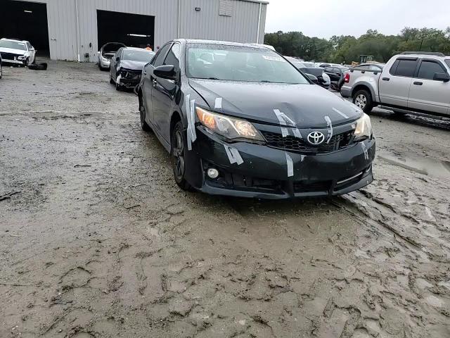 2013 Toyota Camry - Image 13