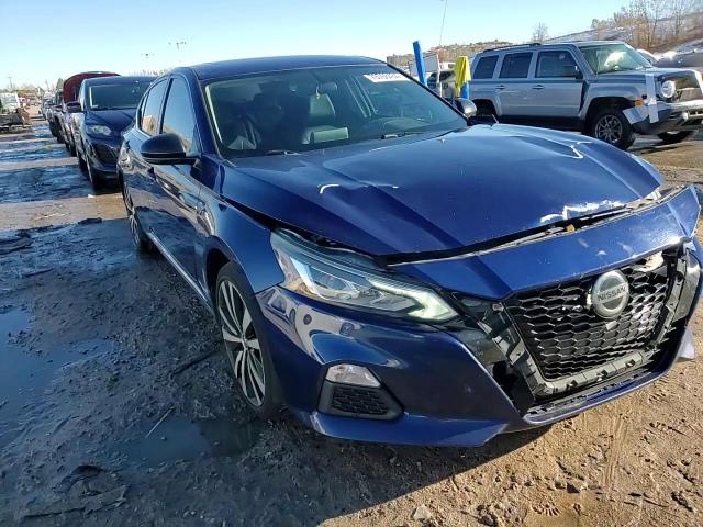 2019 Nissan Altima - Image 13