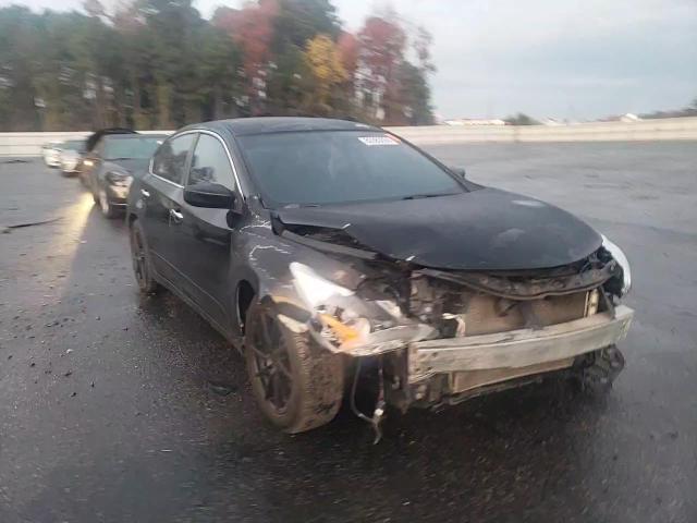 2015 Nissan Altima - Image 11