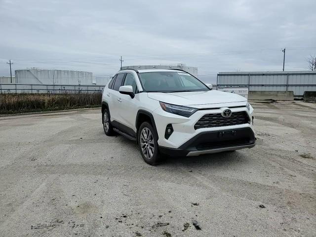 2022 Toyota Rav4 Limited VIN: 2T3N1RFV2NW318909 Lot: 81063394