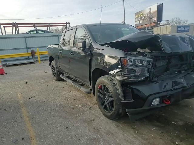 2022 Chevrolet Silverado - Image 11