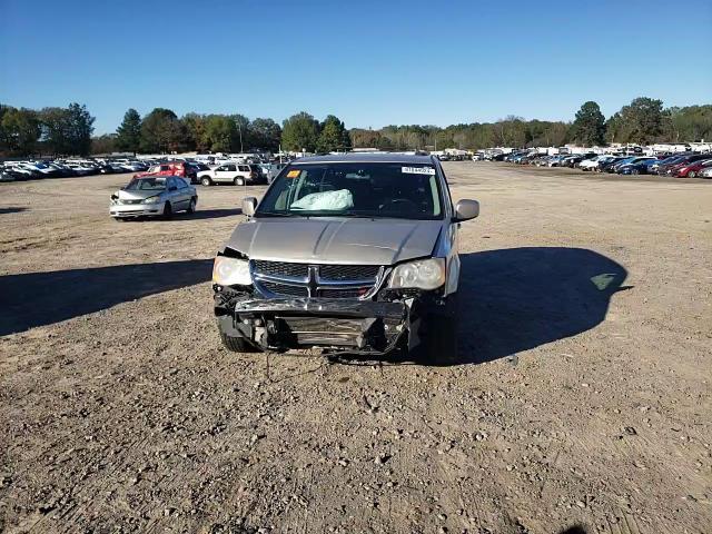 2013 Dodge Caravan - Image 12
