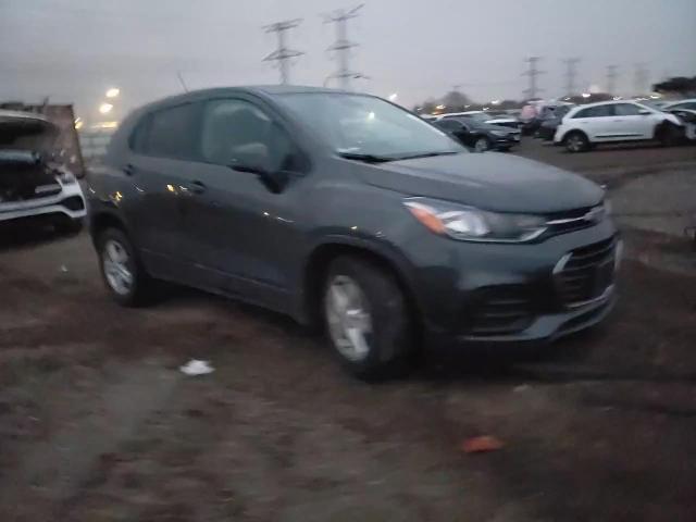 2020 Chevrolet Trax - Image 11