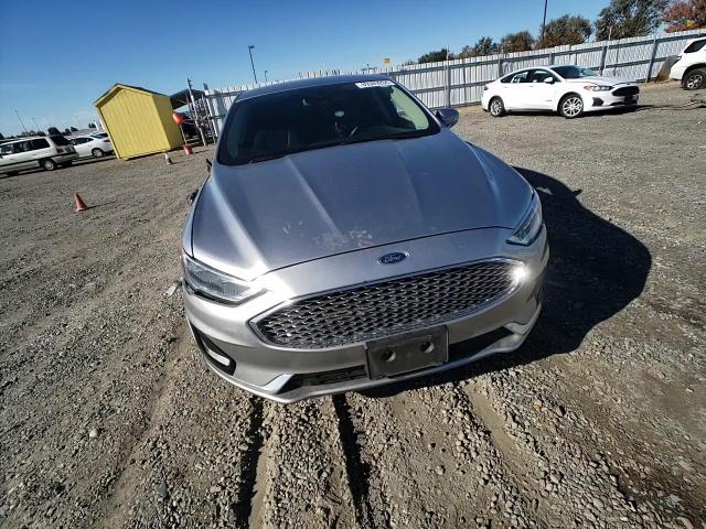 2020 Ford Fusion - Image 11