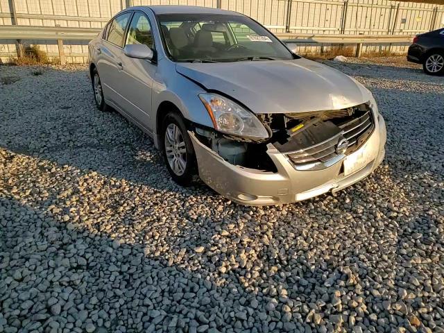 2012 Nissan Altima - Image 11