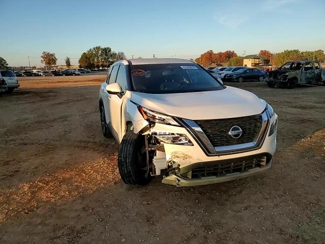 2021 Nissan Rogue - Image 11