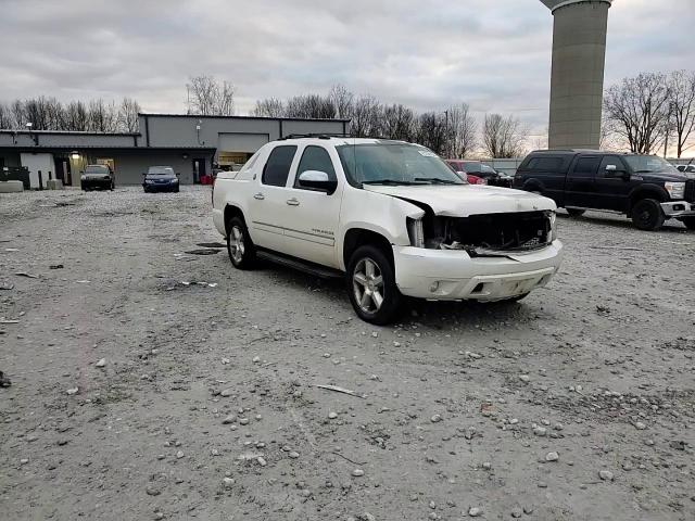 2013 Chevrolet Avalanche Ltz VIN: 3GNTKGE77DG342267 Lot: 81256704