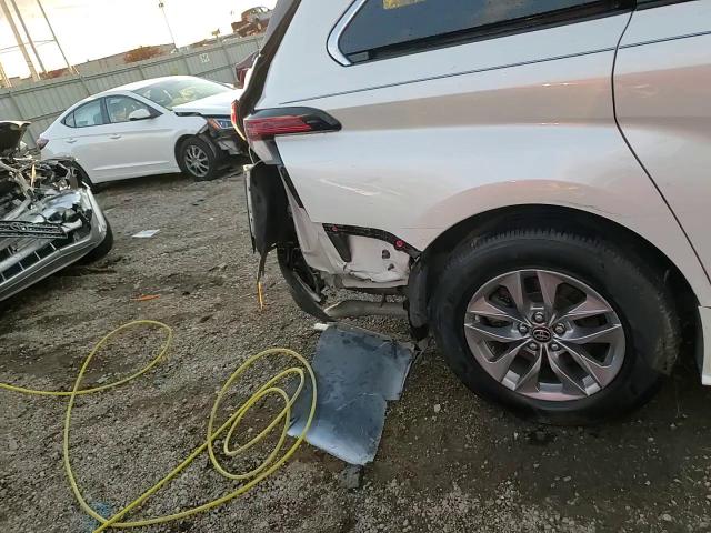 2021 Toyota Sienna - Image 14