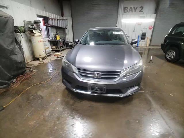 2015 Honda Accord - Image 13