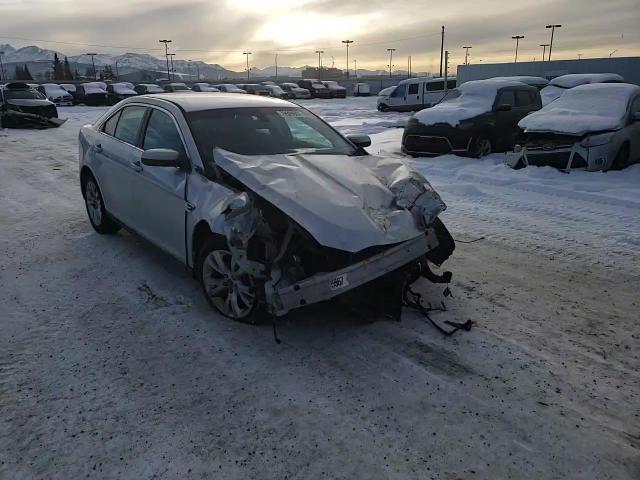2010 Ford Taurus - Image 10