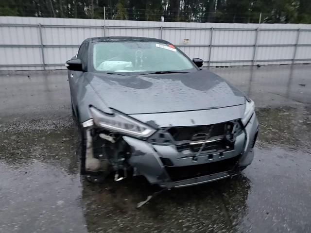 2019 Nissan Maxima - Image 11
