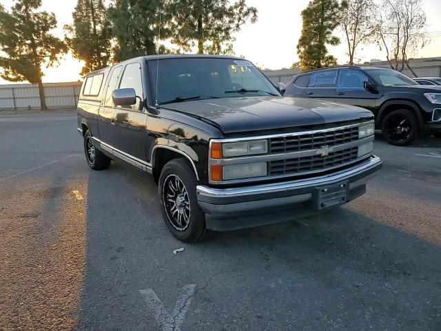 1992 Chevrolet Gmt-400 C1500 VIN: 2GCEC19K1N1170290 Lot: 82039504