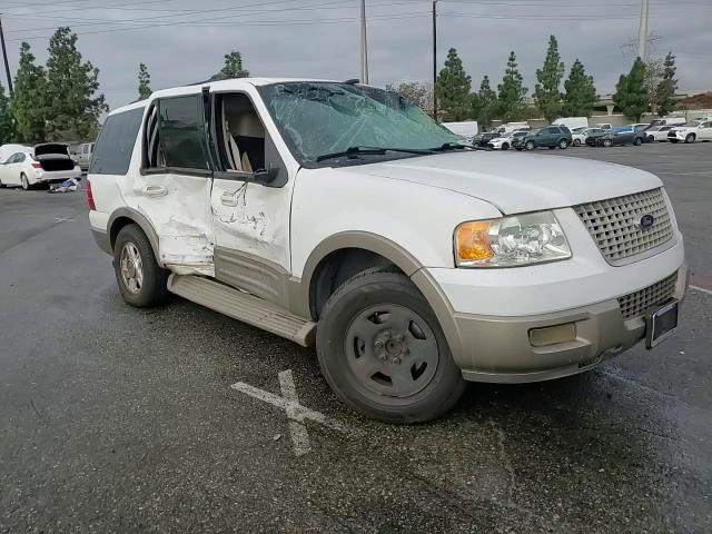 2004 Ford Expedition Eddie Bauer VIN: 1FMPU17L24LA65876 Lot: 81818284