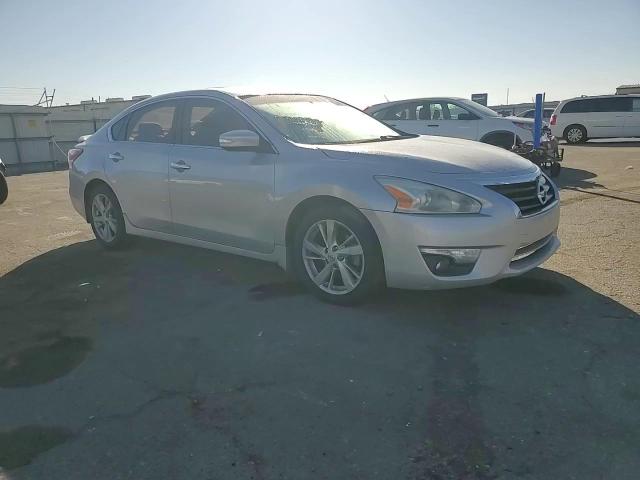 2013 Nissan Altima - Image 11