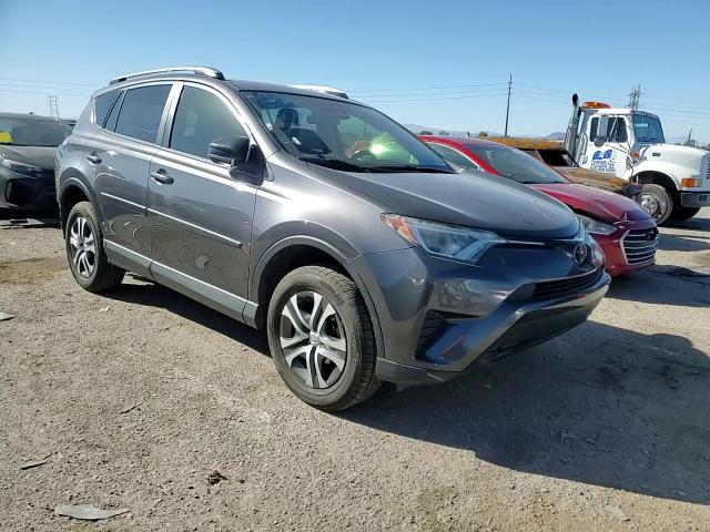 2018 Toyota RAV 4 - Image 10