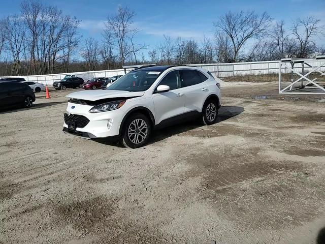 2020 Ford Escape - Image 12