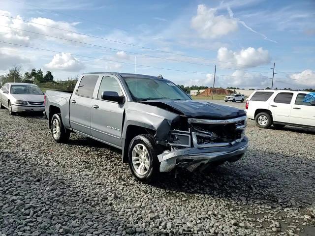 2015 Chevrolet Silverado - Image 14