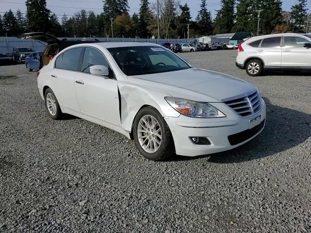 2010 Hyundai Genesis 3.8L VIN: KMHGC4DE0AU105193 Lot: 79552604