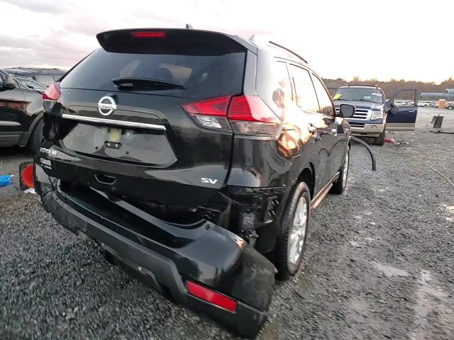 2017 Nissan Rogue - Image 15