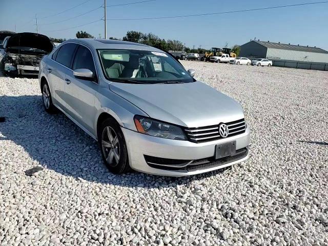 2013 Volkswagen Passat Se VIN: 1VWBH7A32DC008797 Lot: 89065525