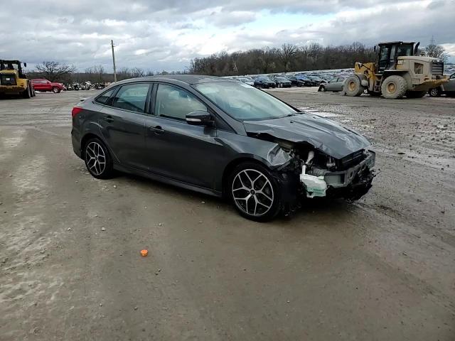 2015 Ford Focus - Image 14