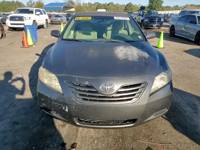 2009 Toyota Camry - Image 11