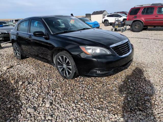2012 Chrysler 200 - Image 14