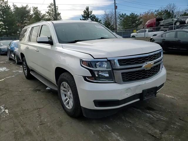 2015 Chevrolet Suburban - Image 11