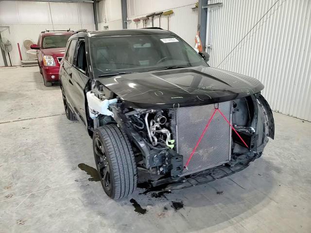 2020 Ford Explorer - Image 11