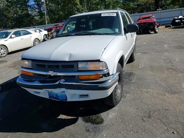 2000 Chevrolet Blazer VIN: 1GNCS13W4YK132571 Lot: 81794244