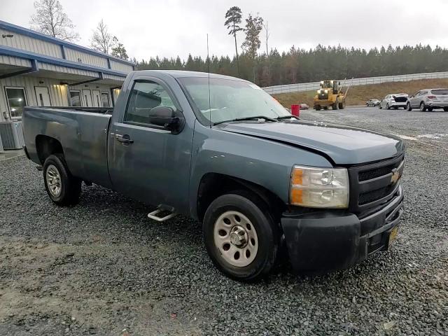 2013 Chevrolet Silverado - Image 10
