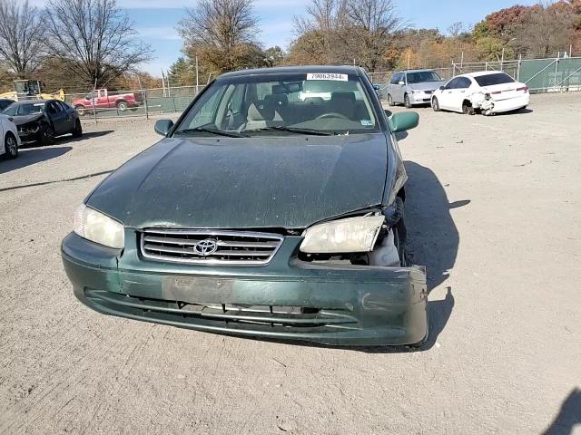 2000 Toyota Camry Ce VIN: JT2BG22K5Y0424891 Lot: 79063944