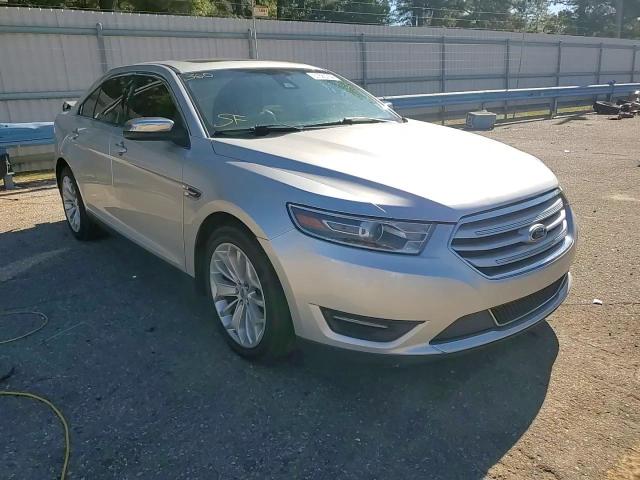 2019 Ford Taurus - Image 13