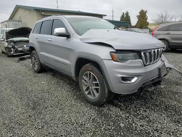 2019 Jeep Grand Cherokee - Image 11