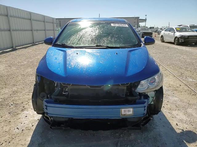 2018 Chevrolet Sonic - Image 13