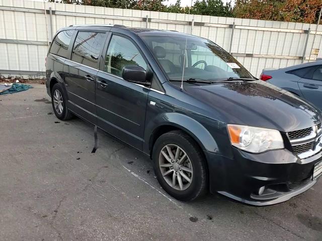 2014 Dodge Caravan - Image 12