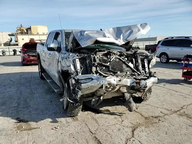 2018 GMC Sierra - Image 11