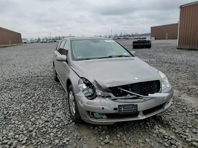 2007 Mercedes-Benz R 350 VIN: 4JGCB65E77A055365 Lot: 81073834