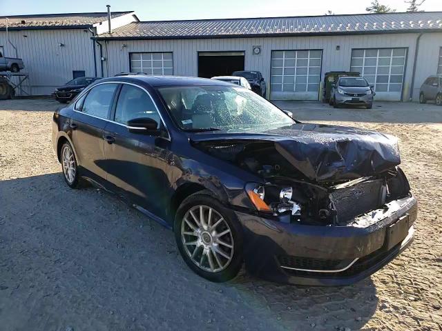 2014 Volkswagen Passat - Image 13