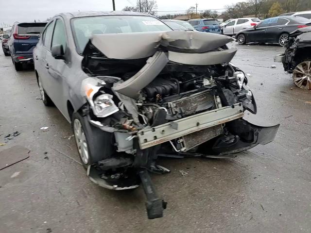 2015 Nissan Versa - Image 11