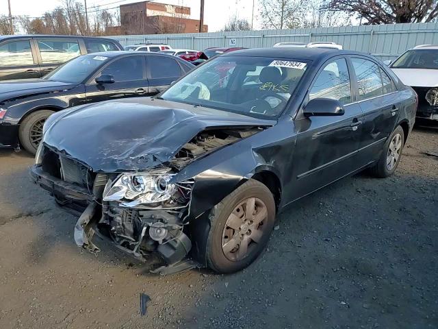 2009 Hyundai Sonata - Image 11