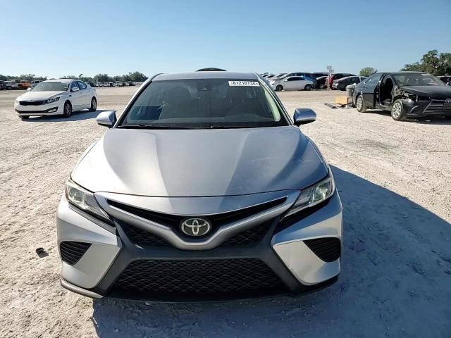 2019 Toyota Camry - Image 11