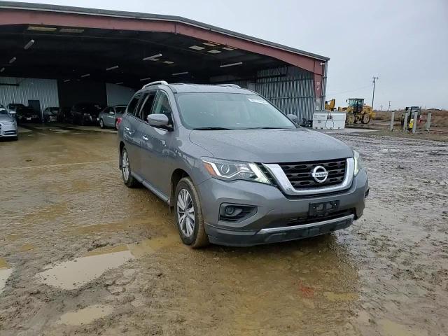 2019 Nissan Pathfinder S VIN: 5N1DR2MN1KC635749 Lot: 82177494