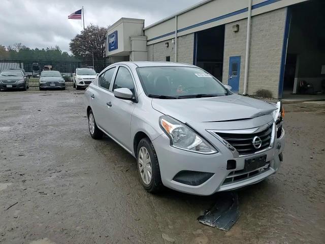 2016 Nissan Versa - Image 11